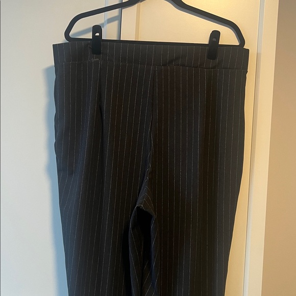 H&M Pin Striped Trousers - Picture 4 of 6